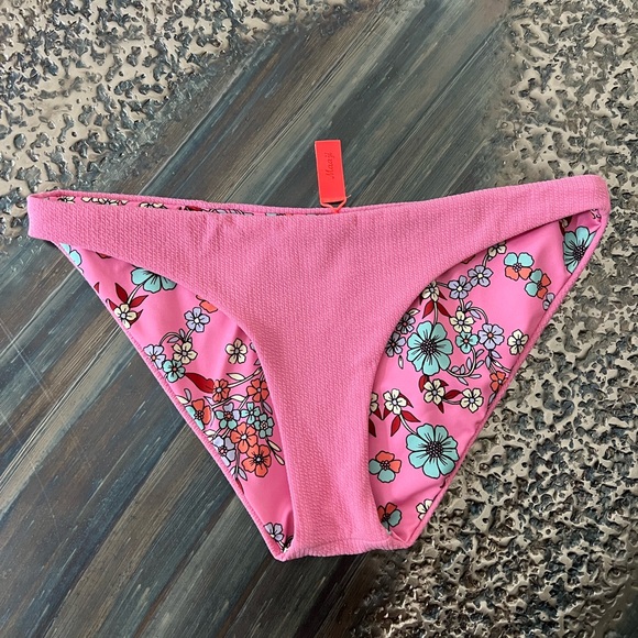 Maaji Rose Lemonade Flirt Thin Side Bikini Bottom reversible sz medium NWOT pink - Picture 1 of 11
